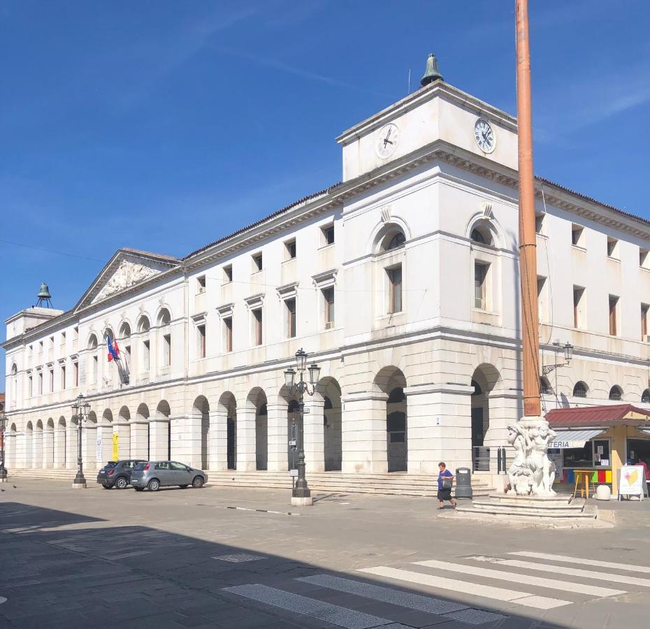 Family House Di Genny E Nicola Small Suite Chioggia Zewnętrze zdjęcie